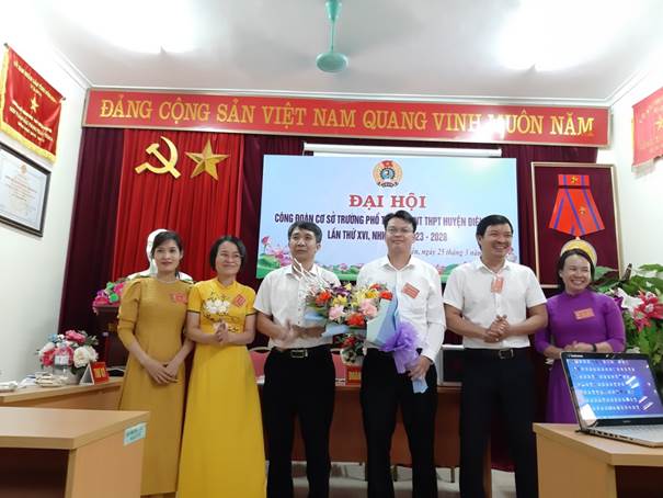 Description: C:\Users\lanph\Desktop\z4220714742043_e4e4794e1e7a801d6a1f52e3b86eee50.jpg