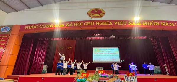 Description: C:\Users\ADMIN\Desktop\ảnh cuộc thi trưng bày sách\z4274808927279_220f2fb67ef0d27c1b74732ef8715098.jpg